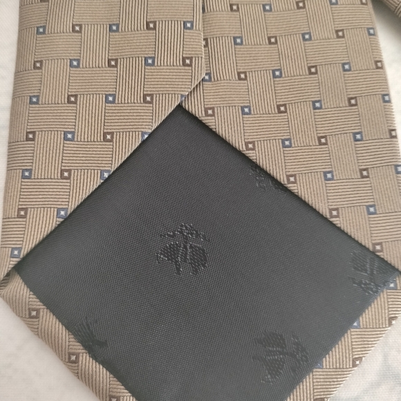BROOKS BROTHERS 346 PURE SILK MEN’S GEOMETRIC GOLD/TAN & BLUE WEAVE NECKTIE USA - Picture 7 of 10